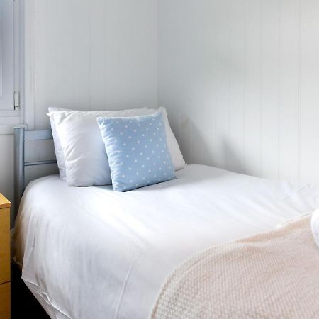 Pass The Keys Gower Beach Staycation Caswell Bay - Sleeps 4 Swansea Exterior foto