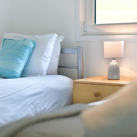 Pass The Keys Gower Beach Staycation Caswell Bay - Sleeps 4 Swansea Exterior foto